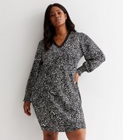 New Look Curves Black Animal Heart Print Long Sleeve Lace Trim Mini Dress